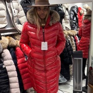 New Women’s Red Moncler coat with Fur Hood